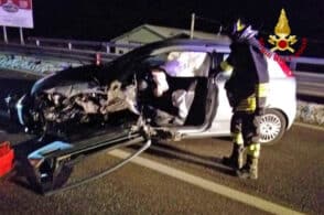 Incidente sulla statale 50: 3 auto coinvolte, muore un uomo