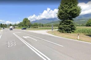 Scontro sulla Statale 50: tre auto coinvolte. Feriti e traffico in tilt
