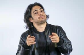 Da “Lol” al palco del Teatro Comunale: arriva Max Angioni