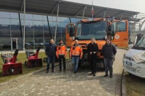 Camion, frese, falciatrici: nuovo parco mezzi per la manutenzione di verde e strade