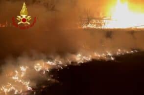 Siccità e fiamme nel sottobosco: due incendi in poche ore