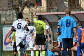 In dieci per un’ora e ripresi su rigore nel finale: dolomitici beffati