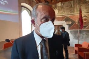 Polizia, festeggiati i 170 anni. Il questore: «Territorio tranquillo, ma attenzione al disagio giovanile»