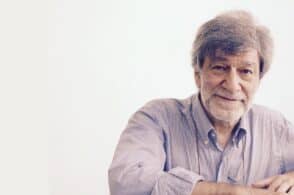 Psicanalista di fama mondiale, Luigi Zoja spiega le relazioni sociali a teatro