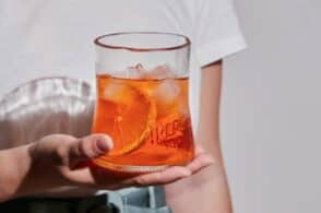 Da rifiuto a risorsa: il bicchiere ecosostenibile è “made in Belluno”