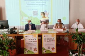 Melanomi in aumento: «Non sottovalutate il sole in montagna»