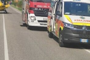 Invase la corsia e provocò la morte di un 29enne centauro: il guidatore patteggia