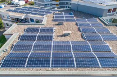 Comunità energetiche, Cariverona investe 50 mila euro nel Bellunese:
