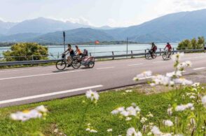 Arte e Giro del lago di Santa Croce: il binomio sfocia in una mostra