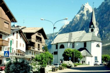 San Vito, timori sulla riconversione degli hotel: “Preservare l’identità turistica”