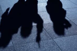 Prima il diverbio, poi la rissa: accoltellati due ventenni a Polpet