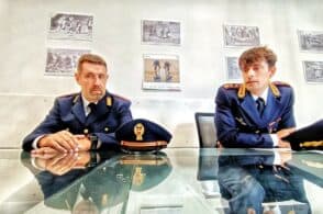 Ruba il bancomat a un anziano: arrestato 50enne lombardo