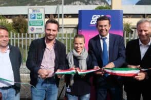 Inaugurato un nuovo servizio di ricarica elettrica