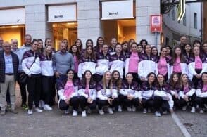 Pallavolo Belluno femminile, presentazione in piazza: «Divertiamoci»