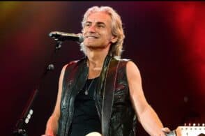 Ligabue e la caserma a Belluno: «L’anno più difficile della mia vita»