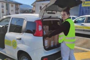Poste: previsto un incremento del 40 per cento di pacchi sotto Natale
