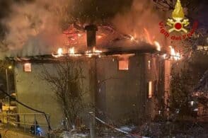 Notte in fiamme, pompieri al lavoro a Laggio e Sospirolo