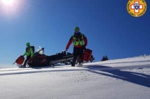 Troppo stanchi per proseguire, due turisti chiamano il Soccorso alpino