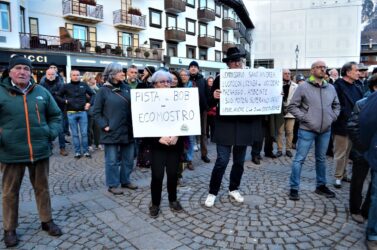 Cortina dice “no” al bob e al villaggio olimpico: «Siamo cittadini, non sudditi»