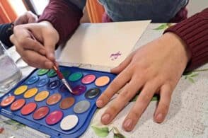 “Giornata mondiale sull’Autismo”: parte il laboratorio di “arte-terapia”