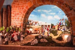 La Passione di Gesù in un… presepe: l’originale Pasqua di Carve