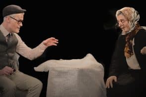 “Occhio per occhio, dentiera per dentiera”: si ride a teatro