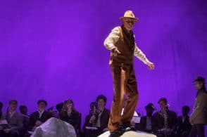 Il Teatro Viaggiante arriva in Alpago: «Portiamo la poesia fra la gente»