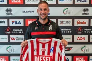 De Col firma per il Vicenza: «Onorato di indossare questa maglia»