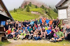 Trent’anni di Rifugio Pian de Fontana, festa di compleanno con messa e pranzo