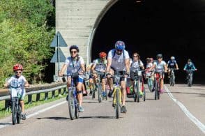 Giro del Lago, ci siamo: cinque prove e un grande obiettivo solidaristico