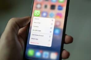 «Mamma, ho il telefono rotto. Questo è il mio nuovo numero»: truffa su WhatsApp