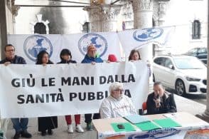 “Giù le mani dalla sanità pubblica”: tutto pronto per la manifestazione