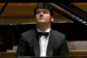 Il vincitore del Premio Venezia suona Ravel, Chopin e Brahms
