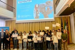 Premio alle idee di sostenibilità e ambiente, 1.000 euro alla classe quinta di Mugnai