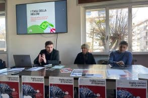 Denuncia PD: «Un milione di euro di tagli a Provincia e comuni»