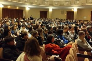 Educazione all’affettività: si alza il sipario sul progetto “L’amore di tutti i ragazzi”