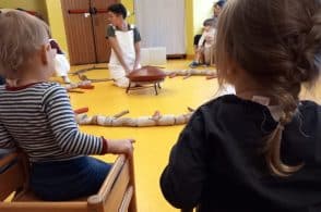 “Il Maggiociondolo”: i piccoli del nido protagonisti di uno spettacolo teatrale