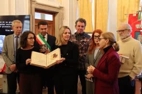 La &ldquo;schiavit&ugrave; moderna&rdquo; del lavoro nei campi: &egrave; di quattro giornaliste il primo premio Fnsi Tina Merlin