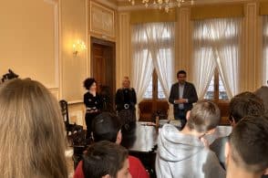 Educazione civica a Palazzo Piloni, le scuole medie di Ponte nelle Alpi visitano la Provincia