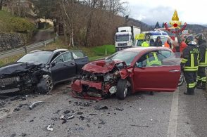 Scontro tra auto a Sagrogna, due feriti