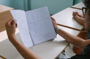 Sono iniziati gli esami di Maturità: «Studenti, attenzione alle fake news»