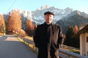 Esce in passeggiata e non torna, morto don Fabio Cassol