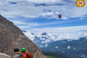 Non rientrano dall’escursione, alpinisti sloveni recuperati dall’elicottero