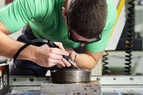 Un aiuto per superare l’inflazione, così la Forgialluminio sostiene i suoi dipendenti