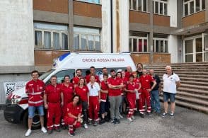 Soccorso in ambulanza, 12 nuovi diplomati per la Croce Rossa
