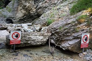 Accesso limitato alla Grotta Azzurra e niente canyoning
