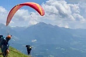 Campionato triveneto di parapendio: 110 piloti danno spettacolo