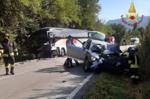 Auto contro corriera, paura sulla Feltrina
