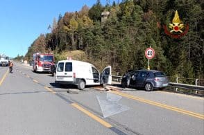 Schianto sull’Alemagna, è morta una donna di 59 anni