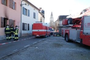 Fiamme dalla cucina: lesionata un’abitazione a Cirvoi